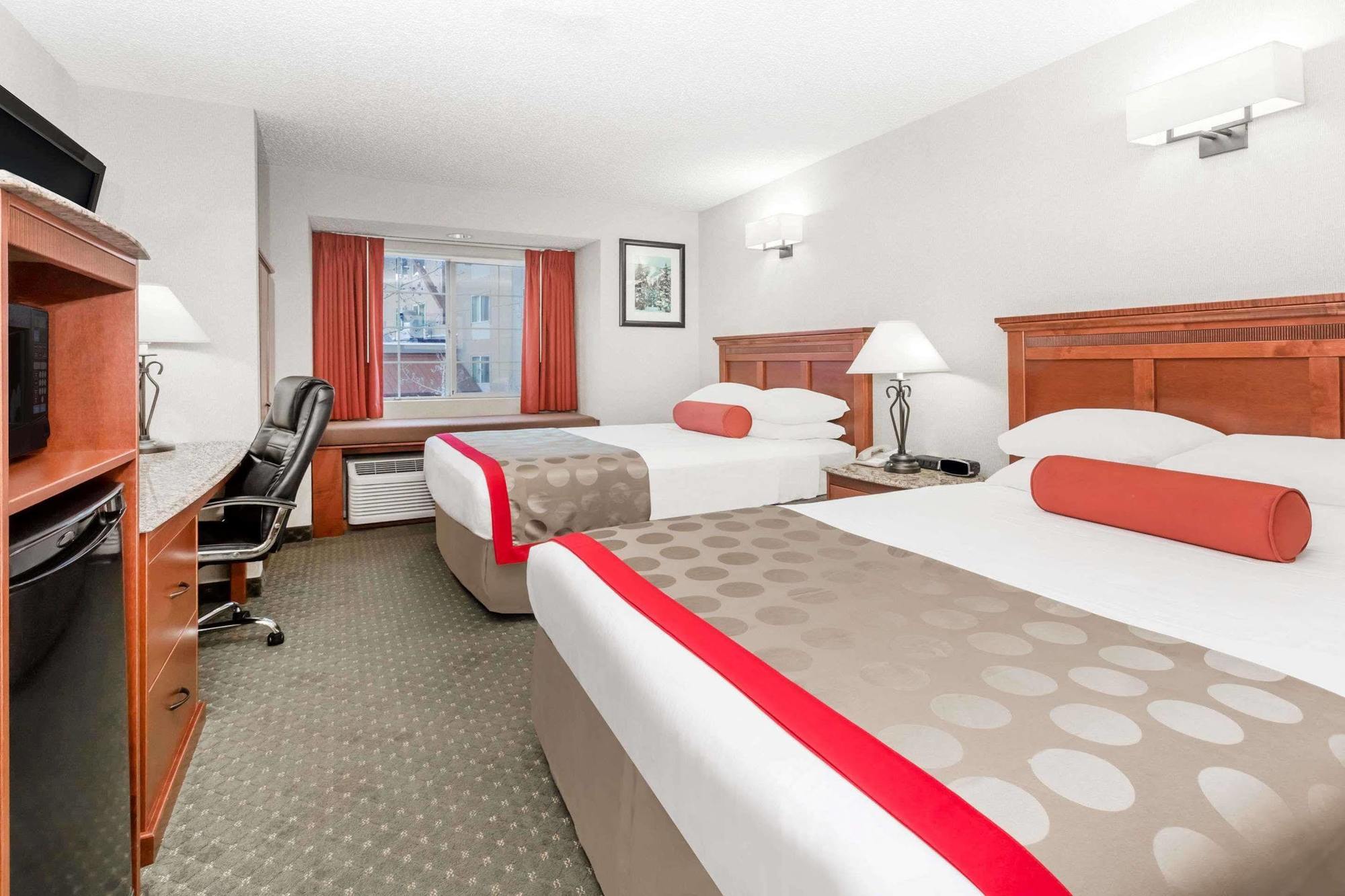 รามาดา บาย วินด์แฮม ฟริสโก Hotel ภายนอก รูปภาพ